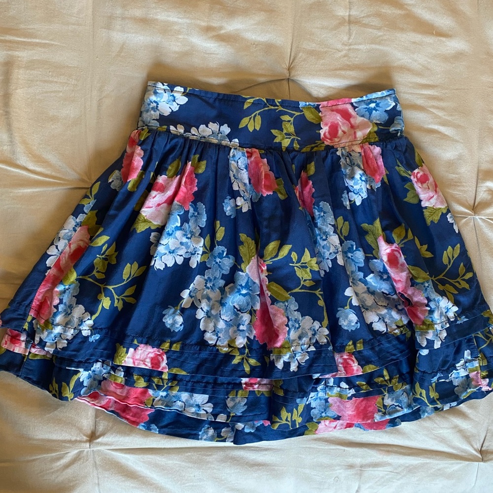COPY - ABERCROMBIE & FITCH Skirt - Floral - Small